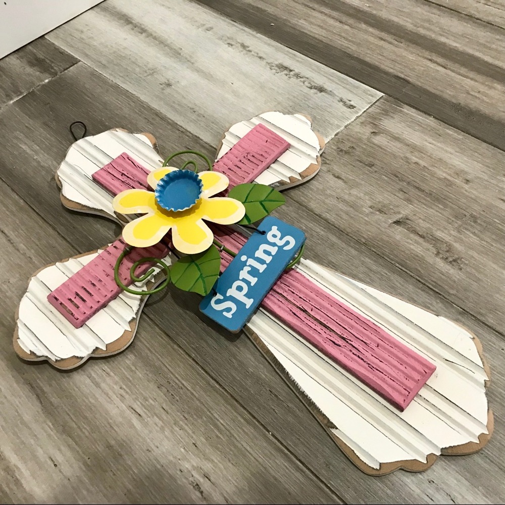 Colorful Crafty Rustic Cross - Picture 4 of 7